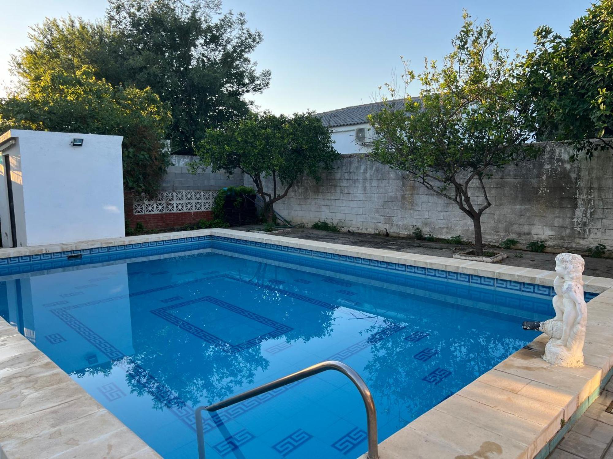 Chalet Piscina Jakuzzi Sevilla Hacienda de Tarazona エクステリア 写真